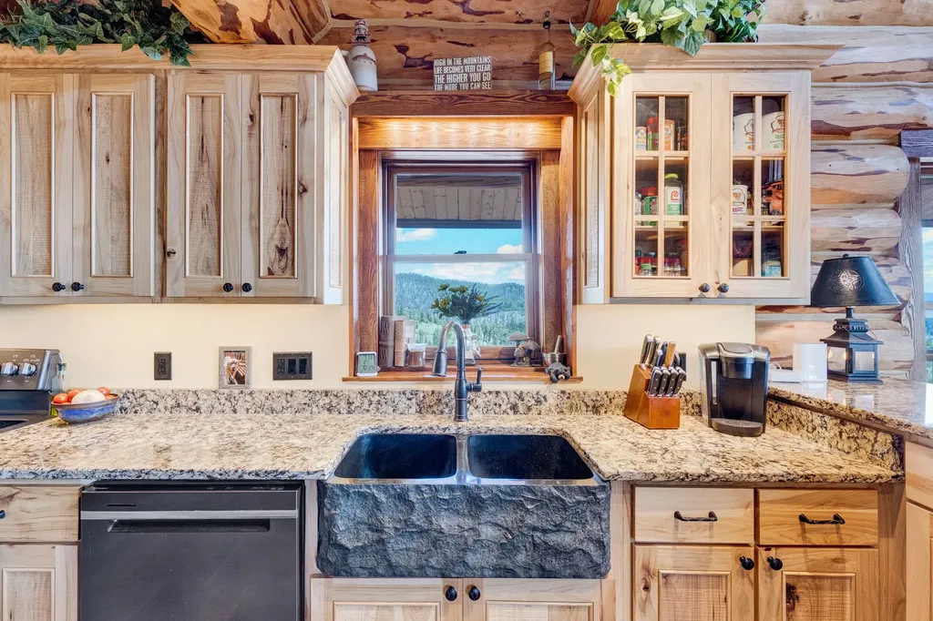 29 Mckinley Court Philipsburg MT 59858