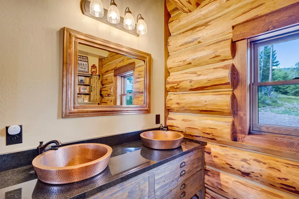 29 Mckinley Court Philipsburg MT 59858