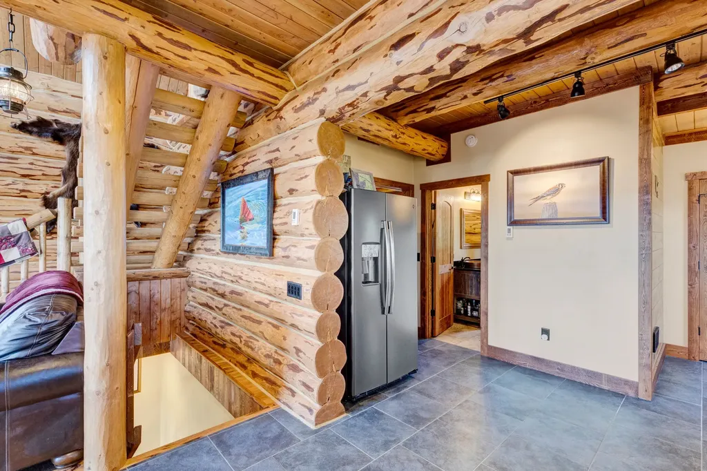 29 Mckinley Court Philipsburg MT 59858