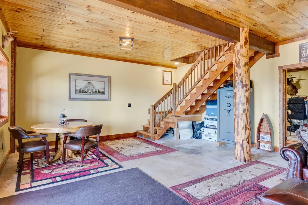 29 Mckinley Court Philipsburg MT 59858