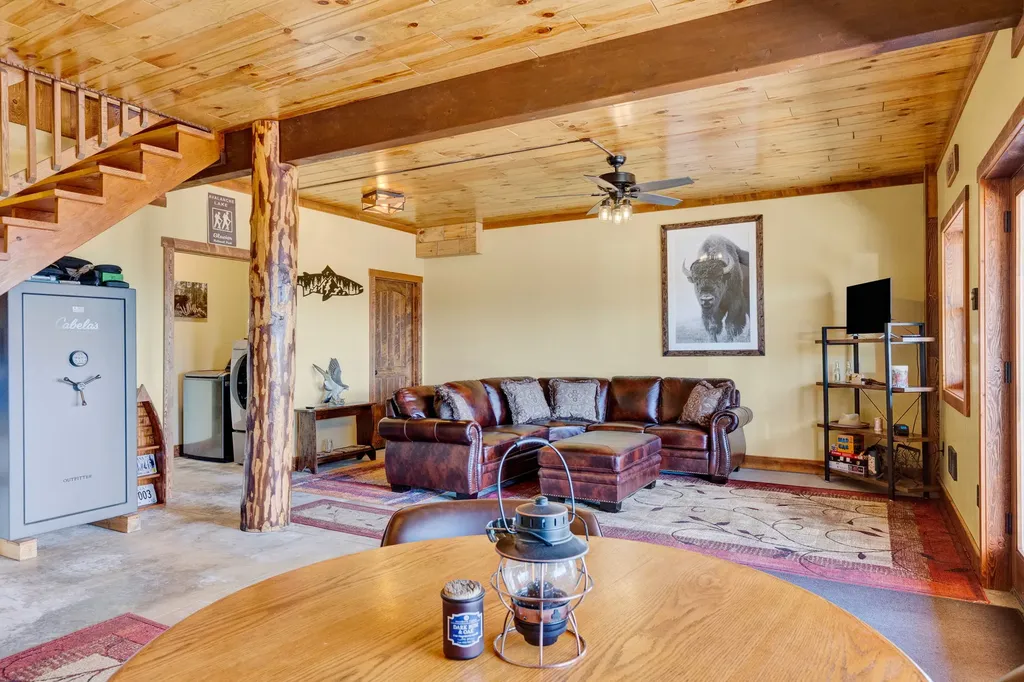 29 Mckinley Court Philipsburg MT 59858