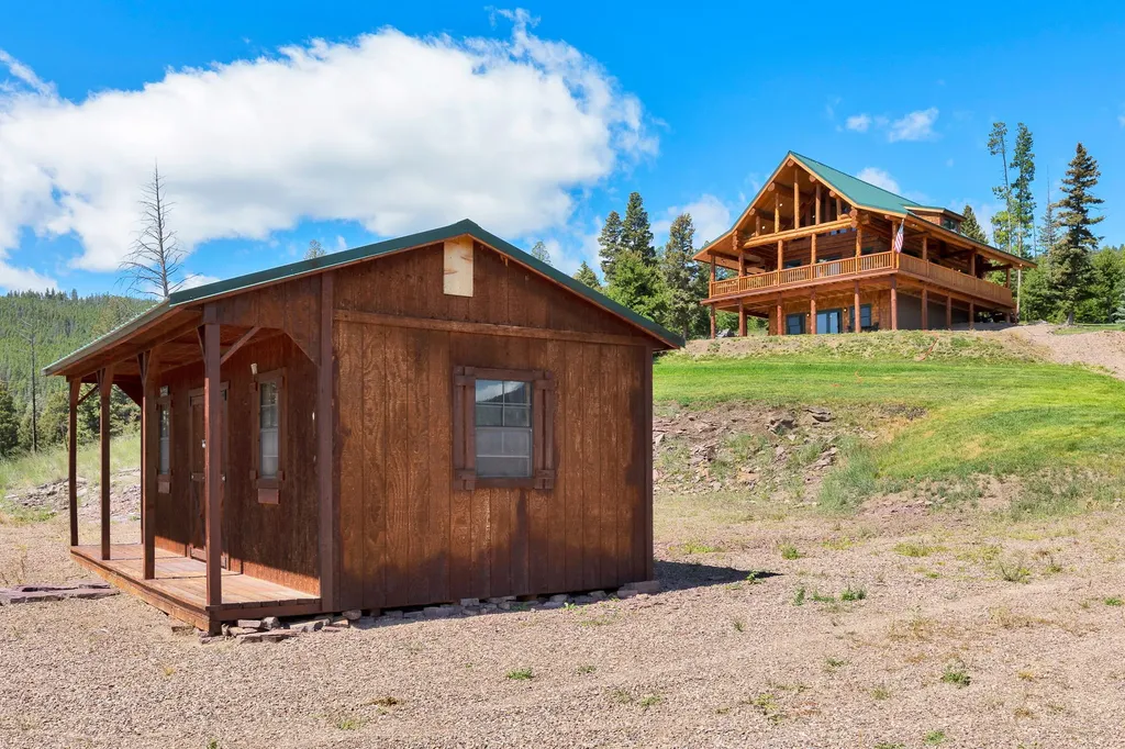 29 Mckinley Court Philipsburg MT 59858