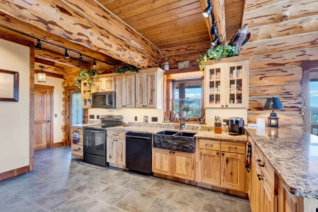 29 Mckinley Court Philipsburg MT 59858