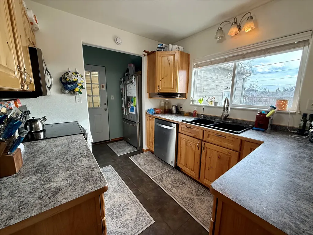 106 2nd Street SW Cut Bank MT 59427