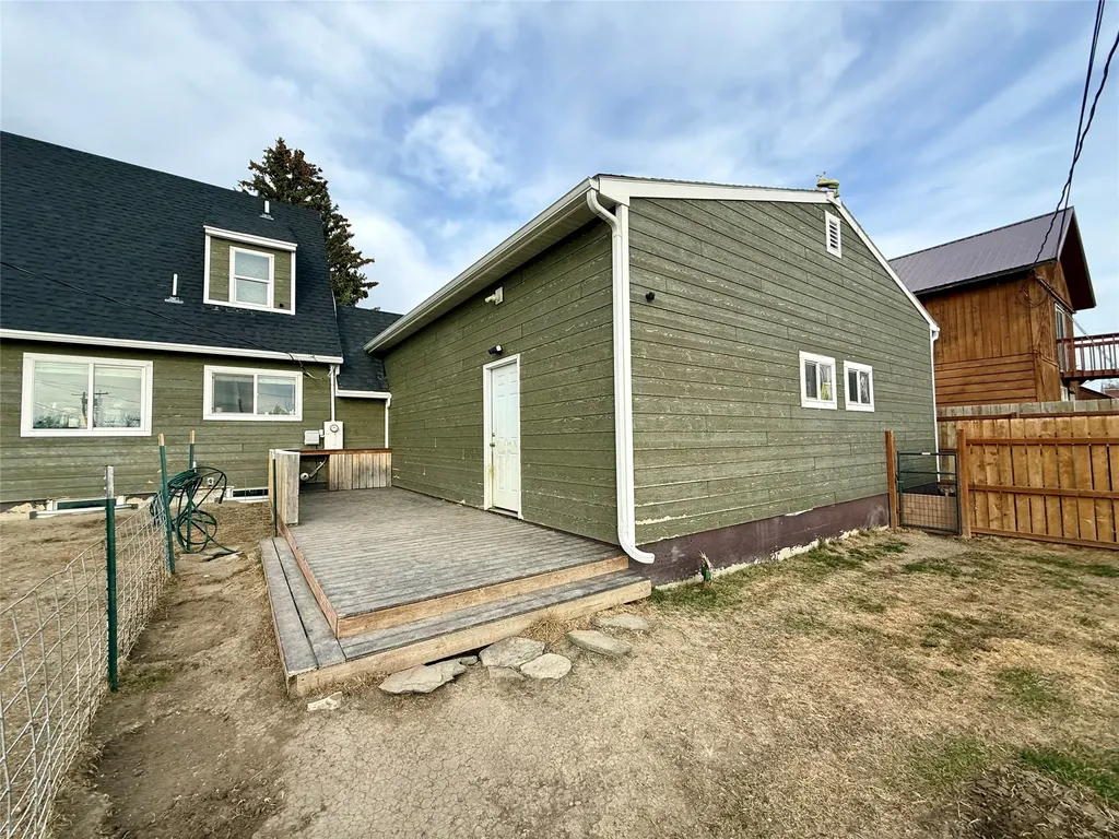 106 2nd Street SW Cut Bank MT 59427