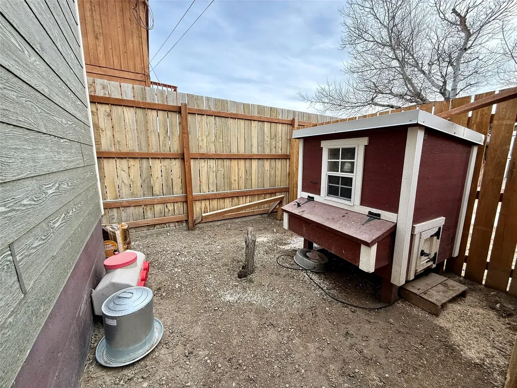 106 2nd Street SW Cut Bank MT 59427