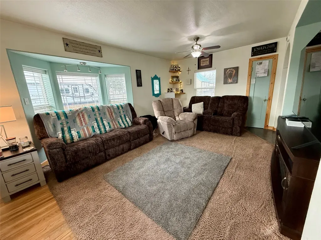 106 2nd Street SW Cut Bank MT 59427