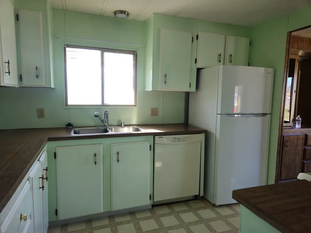 107 Blue Bird Drive Hamilton MT 59840