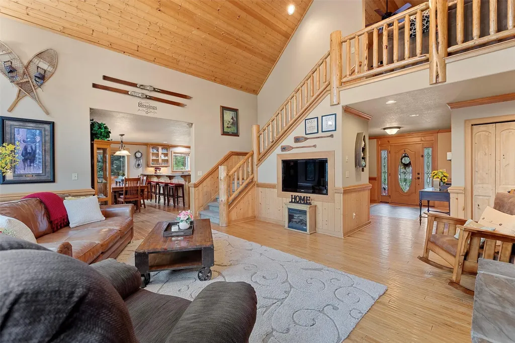 37 Mahonia Road Plains MT 59859