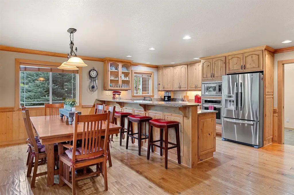 37 Mahonia Road Plains MT 59859