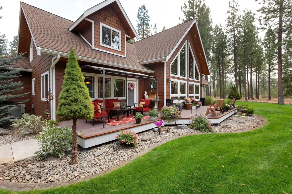 37 Mahonia Road Plains MT 59859