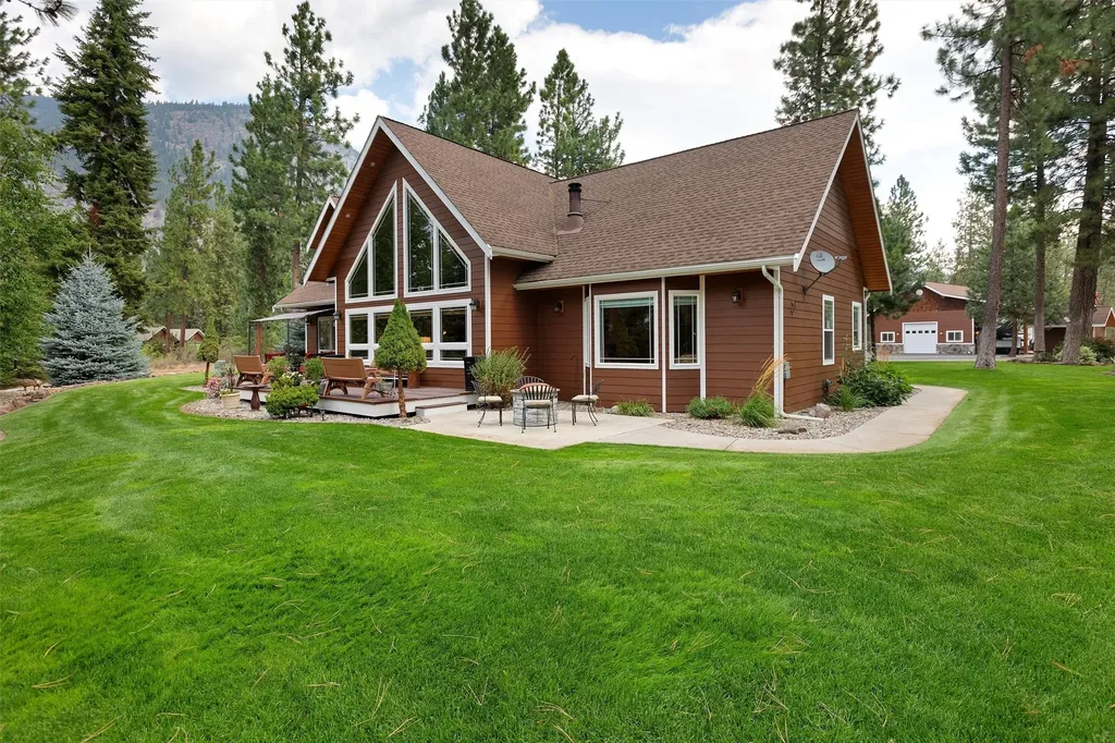 37 Mahonia Road Plains MT 59859