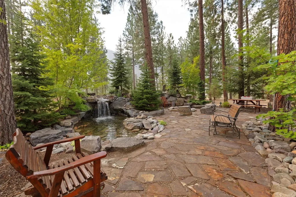 37 Mahonia Road Plains MT 59859