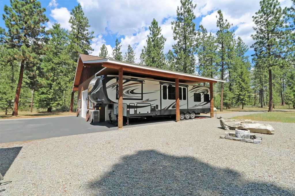 37 Mahonia Road Plains MT 59859
