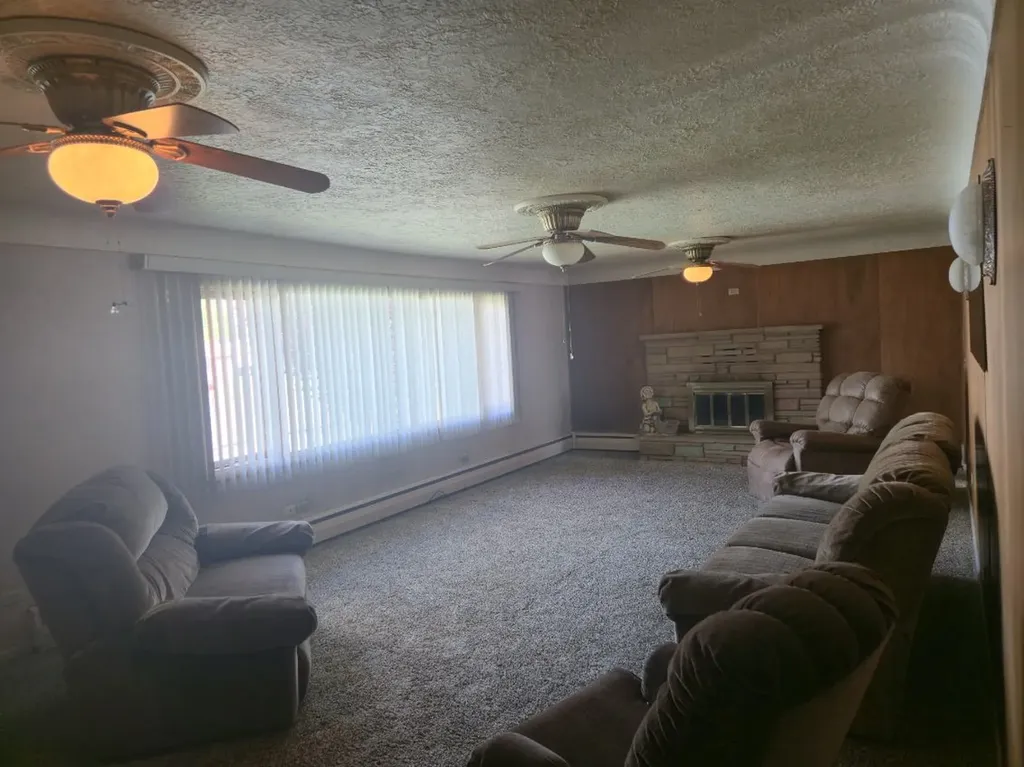 2526 Locust Street Butte MT 59701