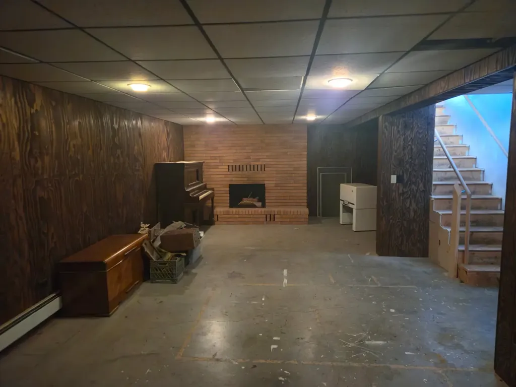 2526 Locust Street Butte MT 59701