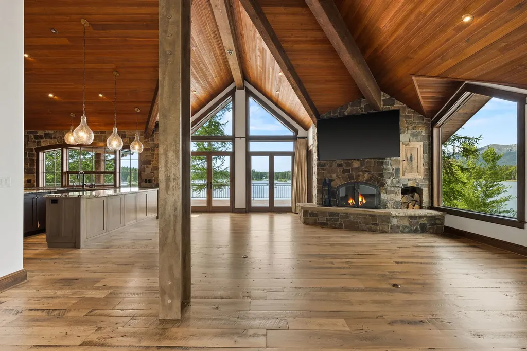 569 E Village Drive Bigfork MT 59911