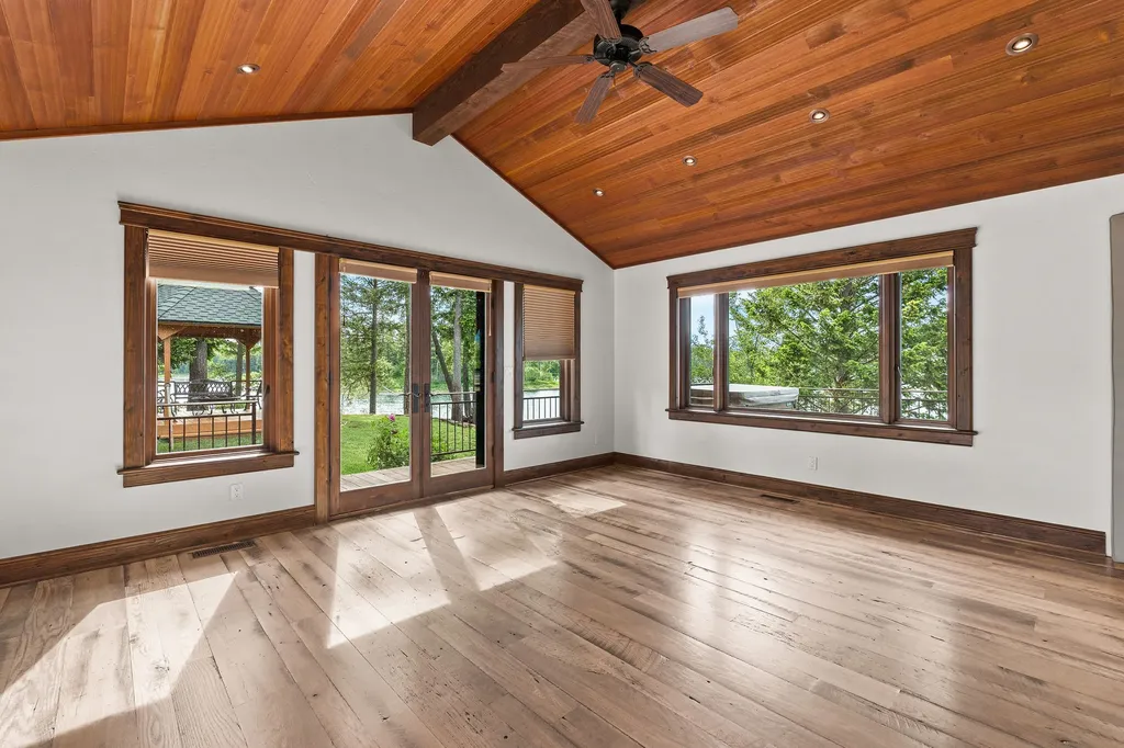 569 E Village Drive Bigfork MT 59911