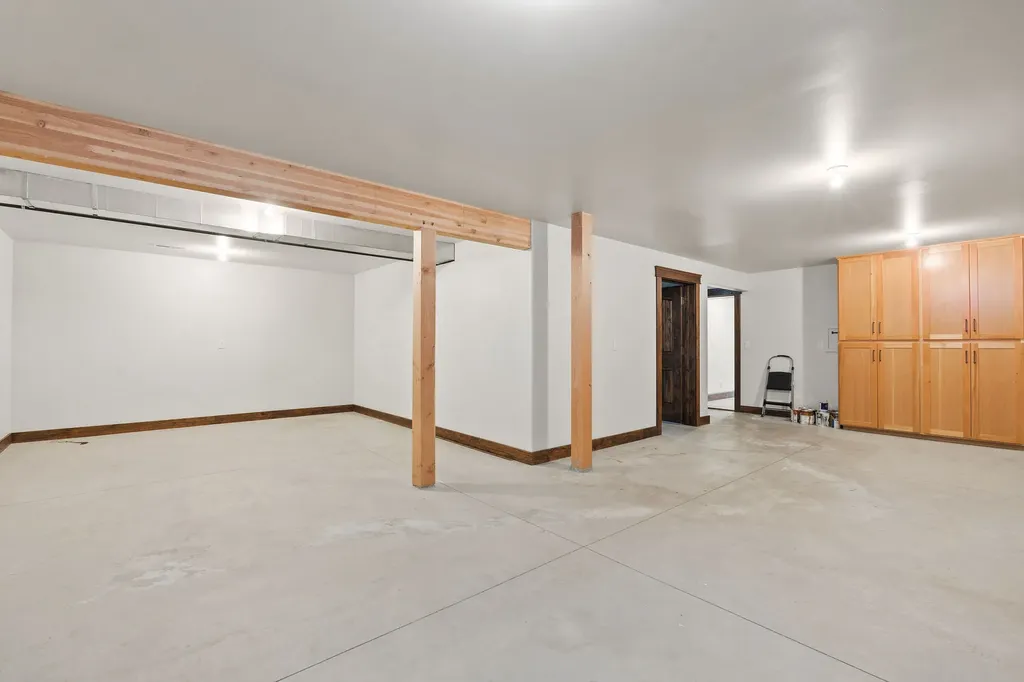 569 E Village Drive Bigfork MT 59911