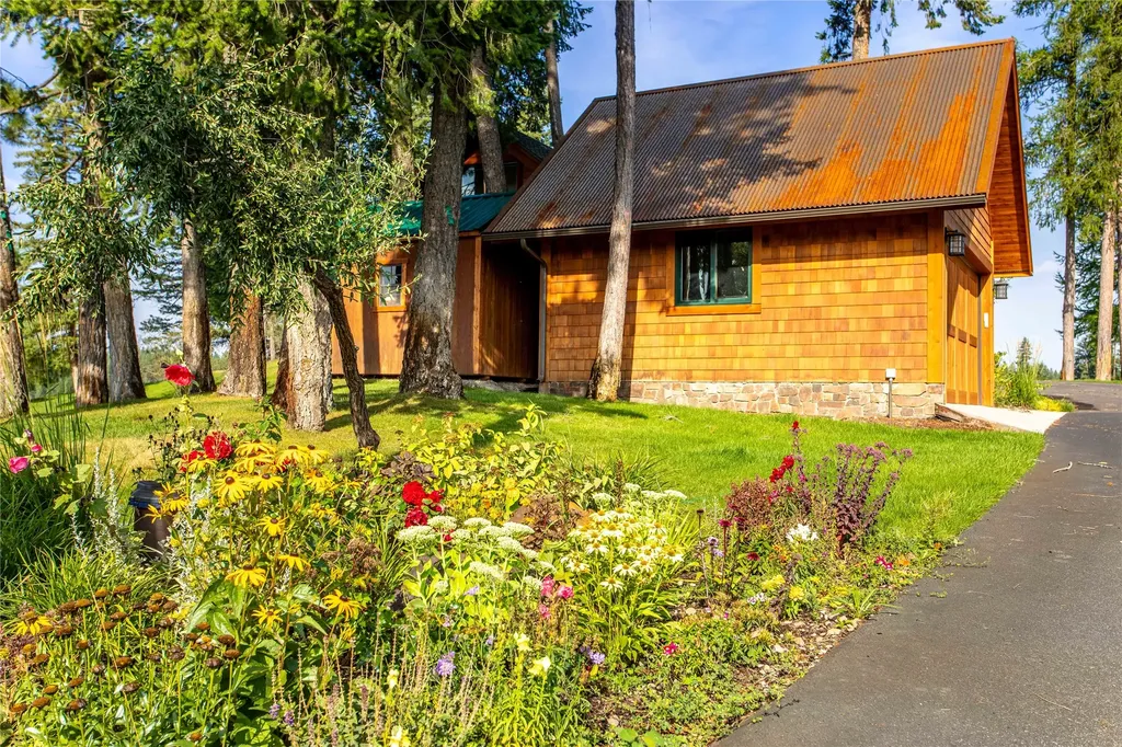 569 E Village Drive Bigfork MT 59911