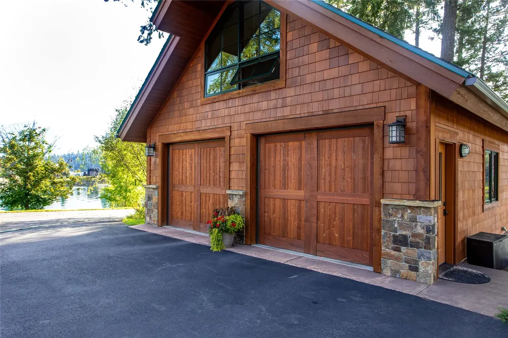 569 E Village Drive Bigfork MT 59911