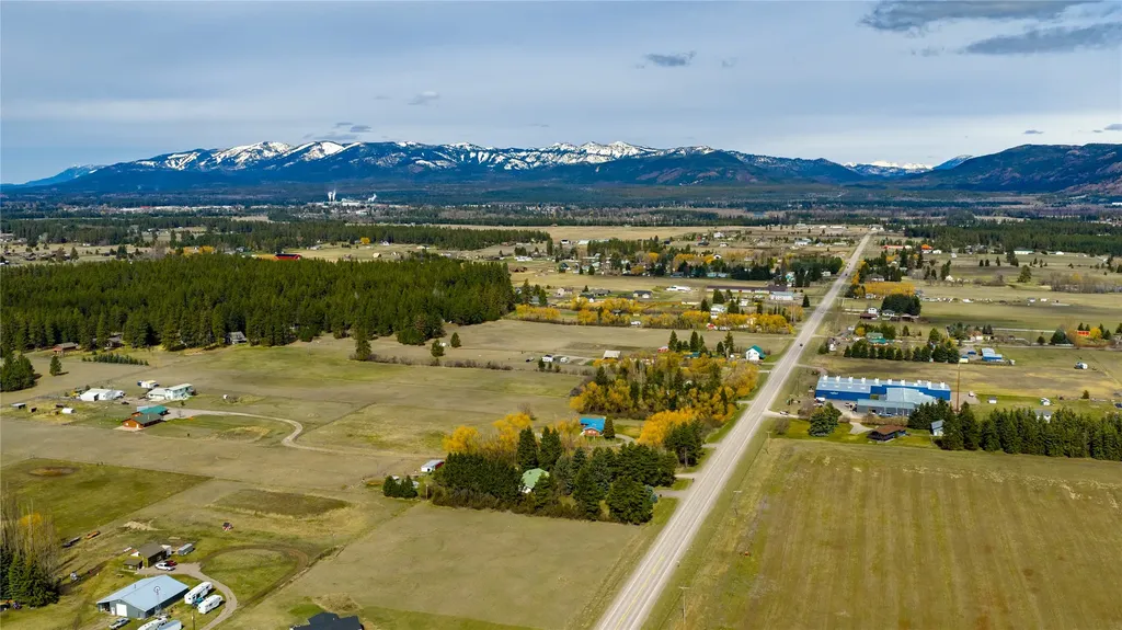 3075 Mt Highway 206 Columbia Falls MT 59912