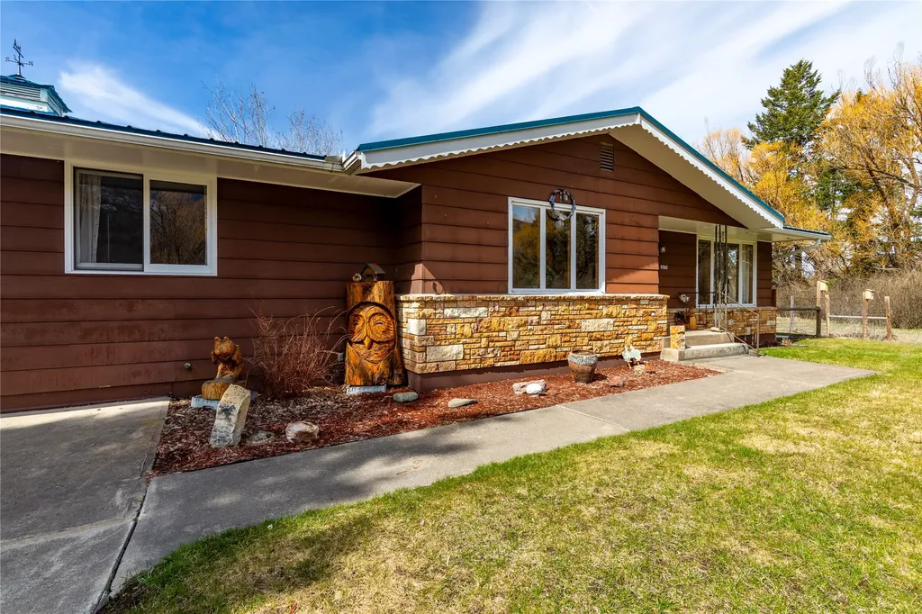 3075 Mount Highway 206 Columbia Falls MT 59912