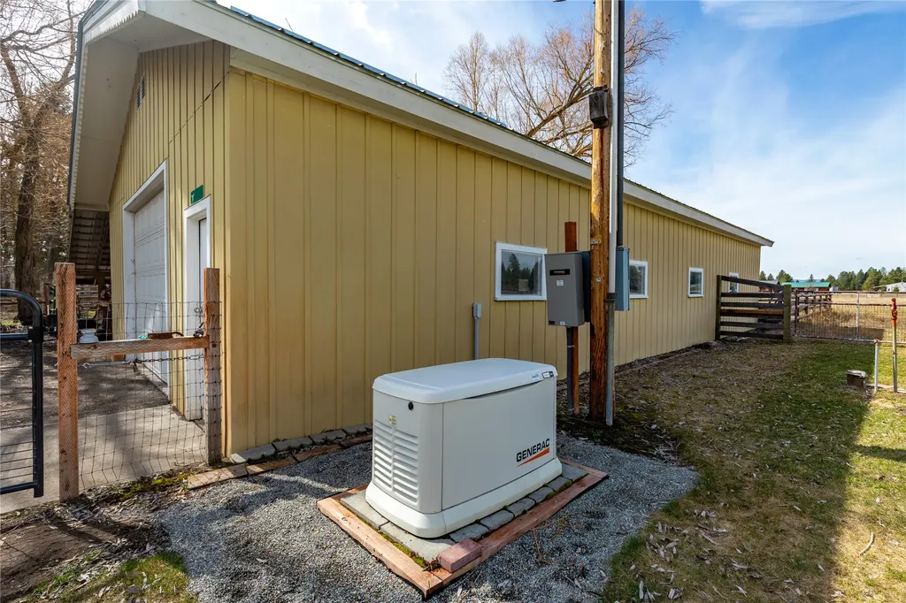 3075 Mt Highway 206 Columbia Falls MT 59912