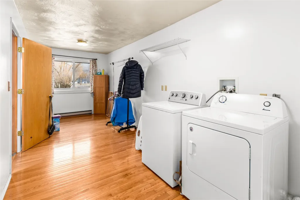 3075 Mt Highway 206 Columbia Falls MT 59912