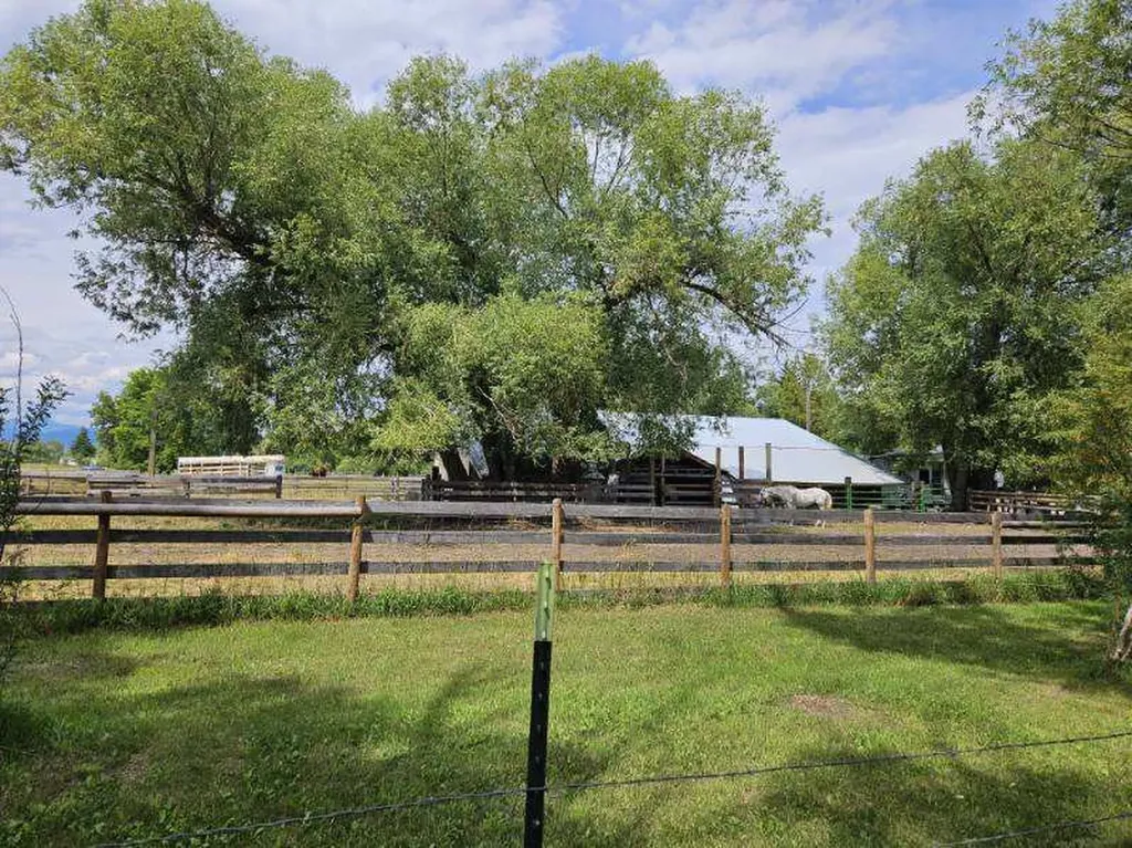 3075 Mount Highway 206 Columbia Falls MT 59912