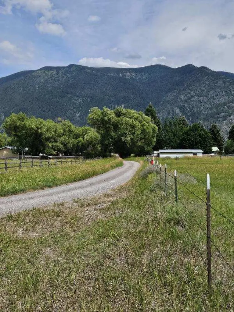 3075 Mt Highway 206 Columbia Falls MT 59912