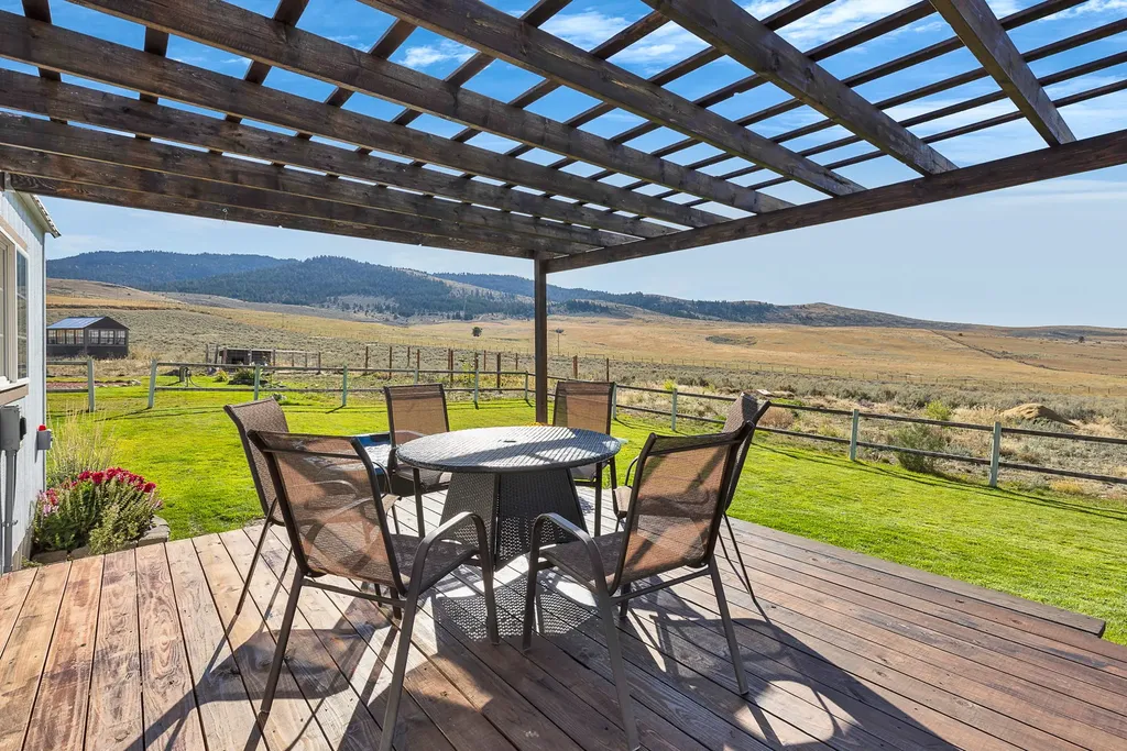 561 Double D Road Stevensville MT 59870