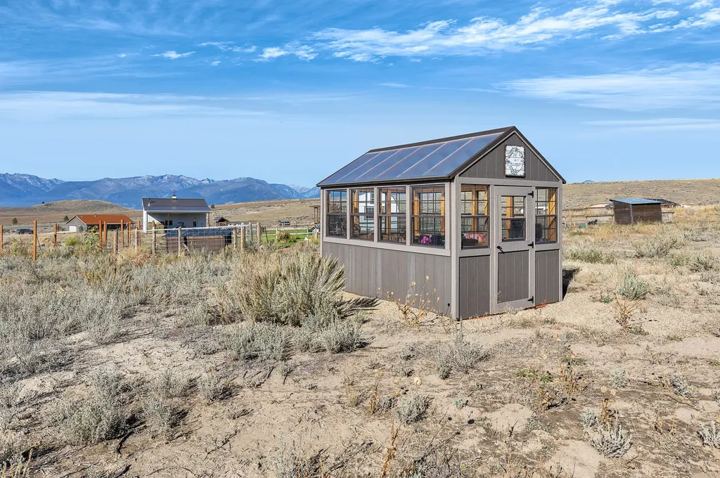 561 Double D Road Stevensville MT 59870