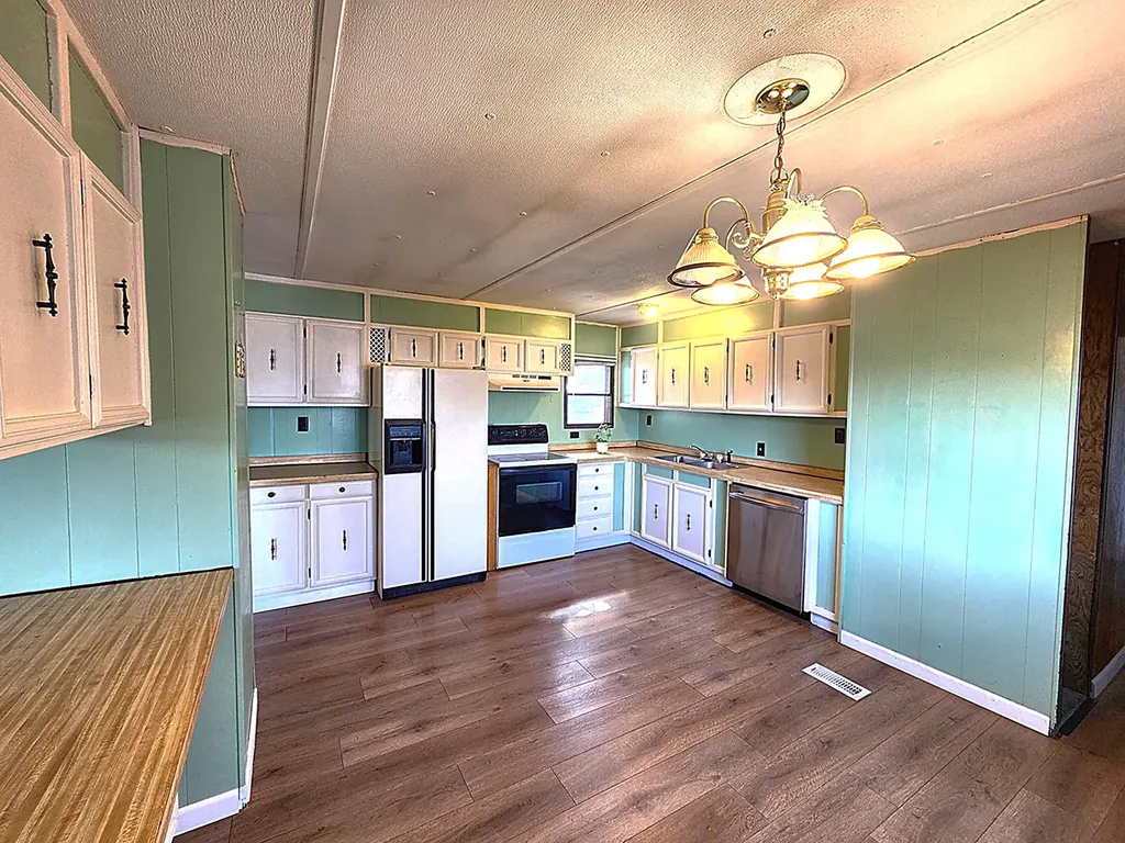 204 S Cook Street Boulder MT 59632