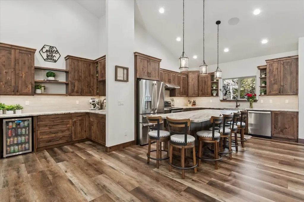 9343 Us Hwy 2 W Marion MT 59925
