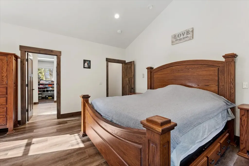 9343 Us Hwy 2 W Marion MT 59925