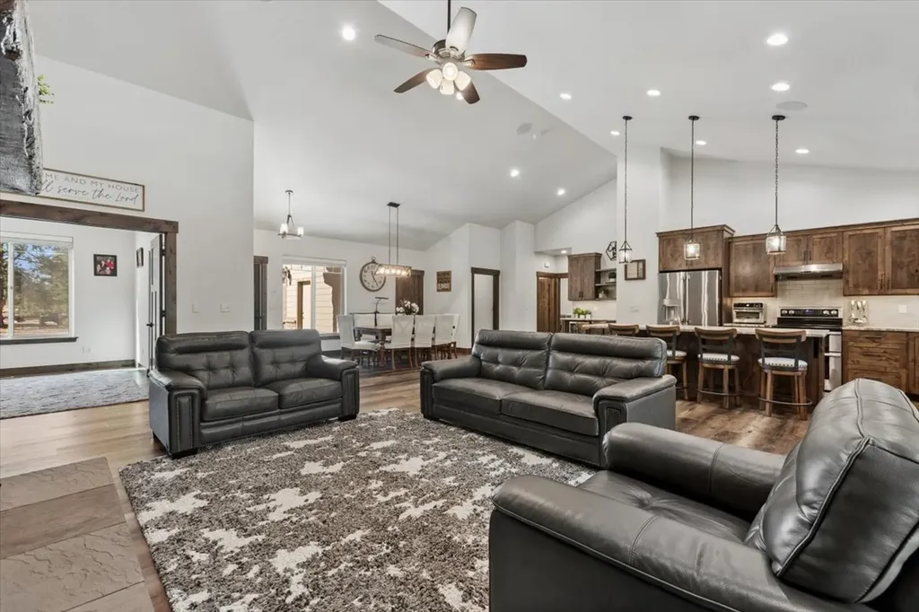 9343 Us Hwy 2 W Marion MT 59925