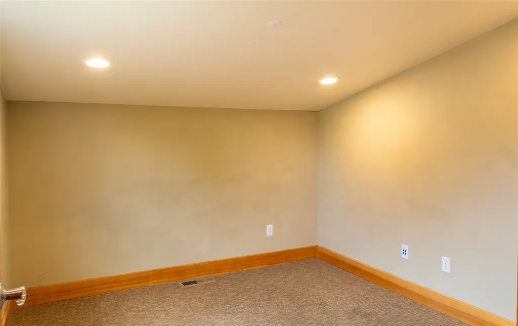 3390 Colton Drive Helena MT 59602