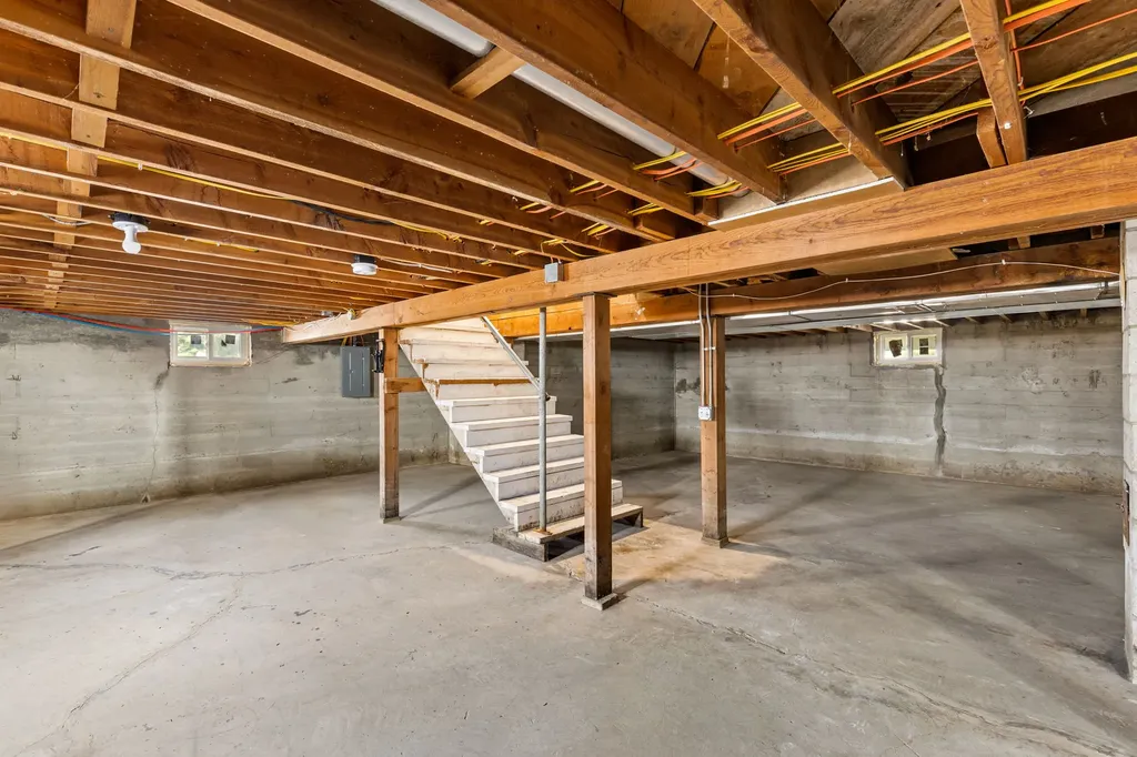 241 8th Lane NE Fairfield MT 59436