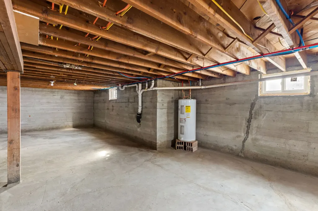 241 8th Lane NE Fairfield MT 59436