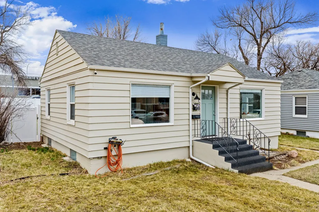 1720 9th Avenue S Great Falls MT 59405