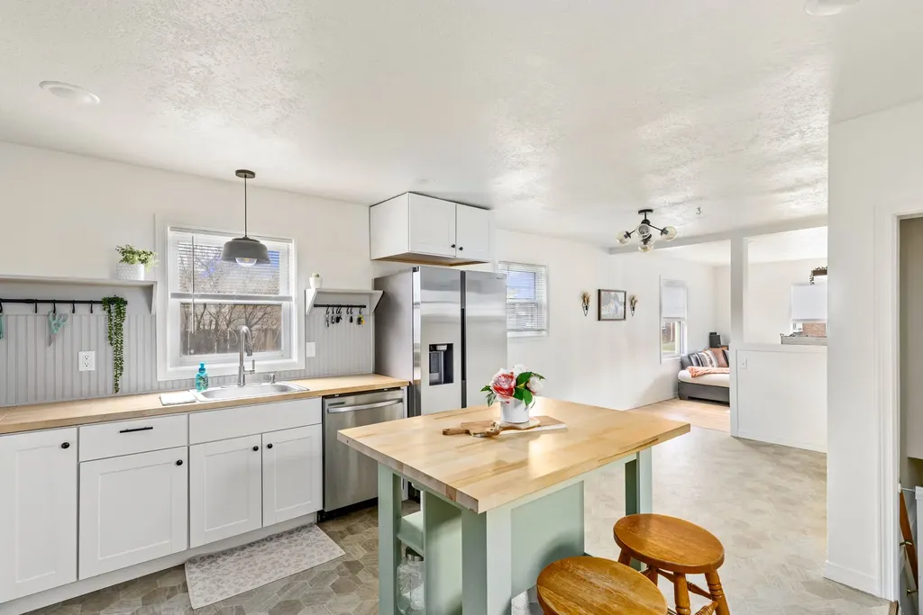 1720 9th Avenue S Great Falls MT 59405