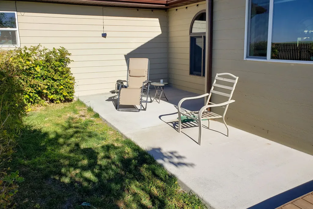 439 1st Road S Fort Shaw MT 59443