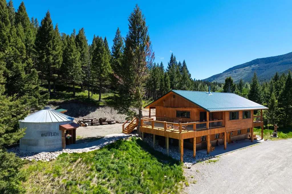 4509 Dearborn Canyon Road Augusta MT 59410