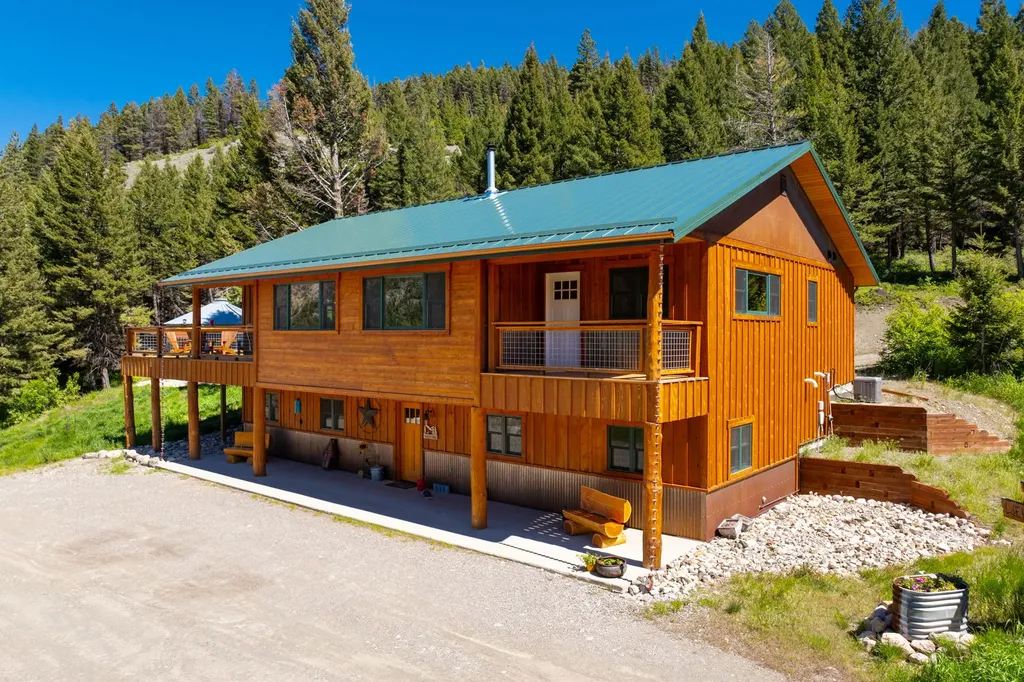 4509 Dearborn Canyon Road Augusta MT 59410