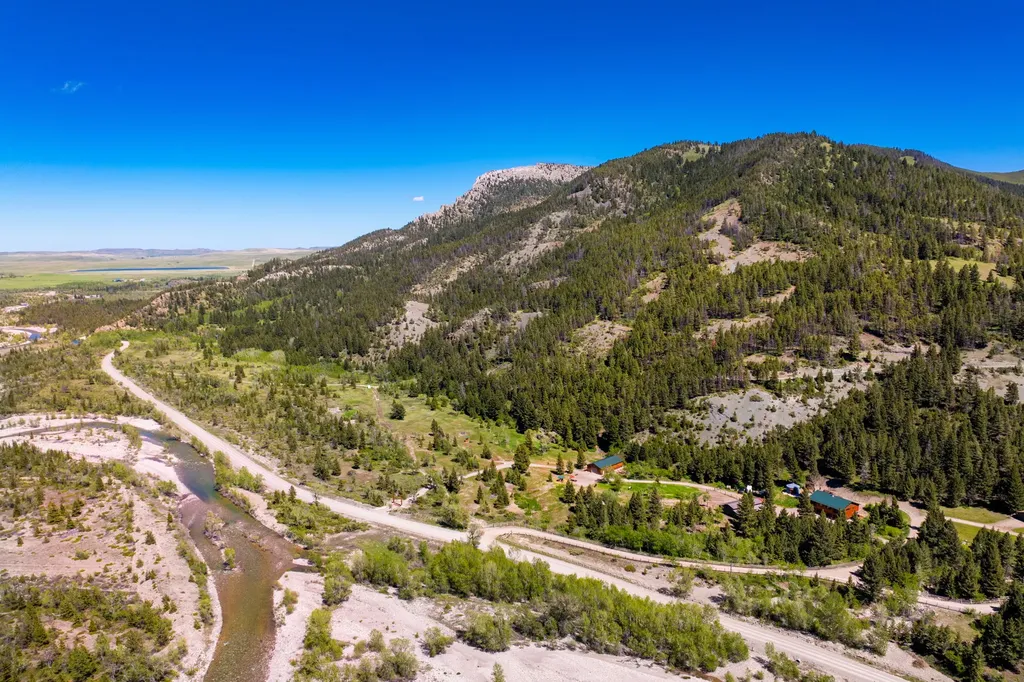 4509 Dearborn Canyon Road Augusta MT 59410