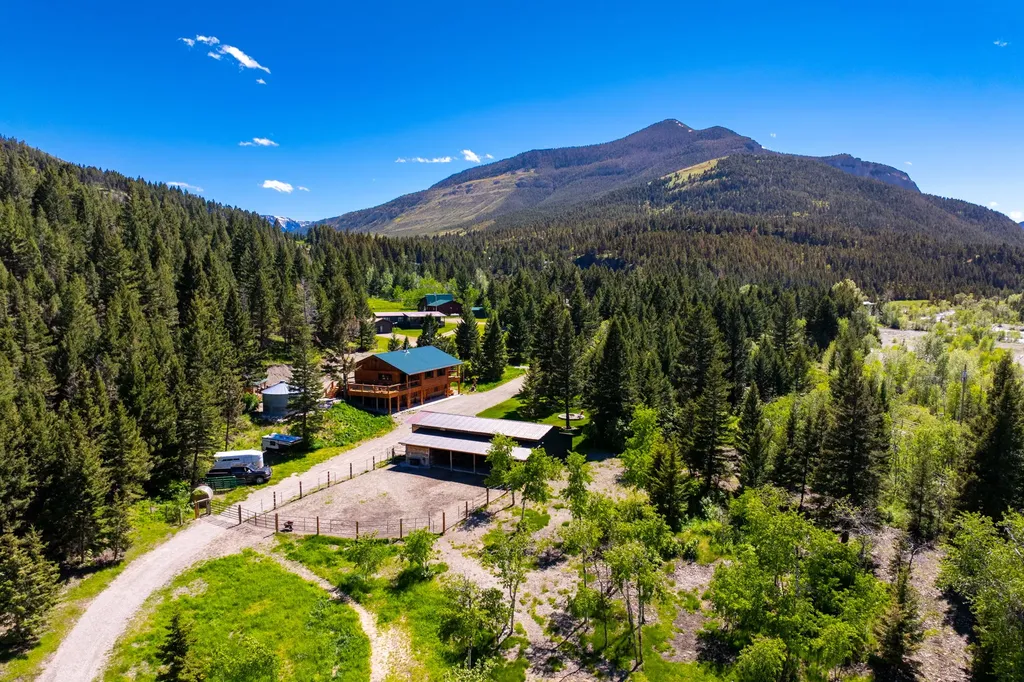 4509 Dearborn Canyon Road Augusta MT 59410