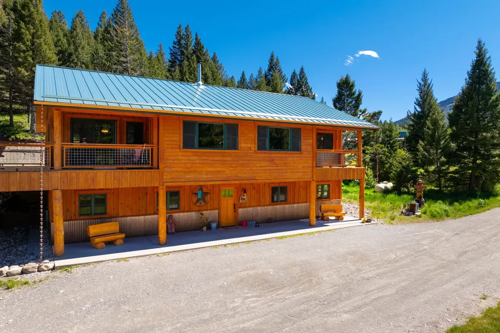 4509 Dearborn Canyon Road Augusta MT 59410