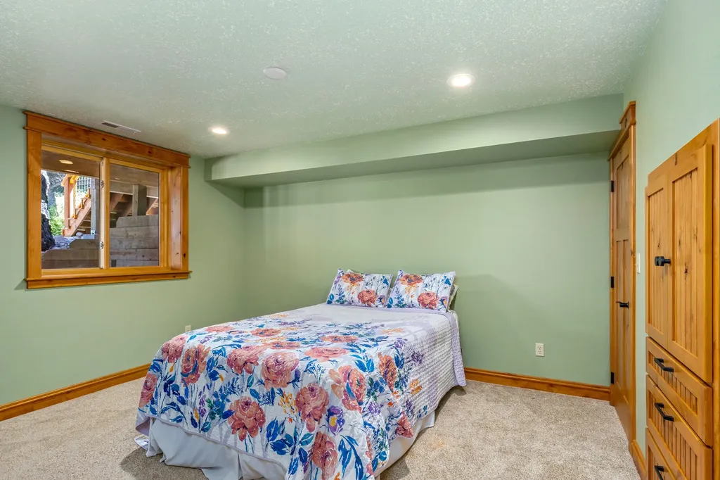 4509 Dearborn Canyon Road Augusta MT 59410