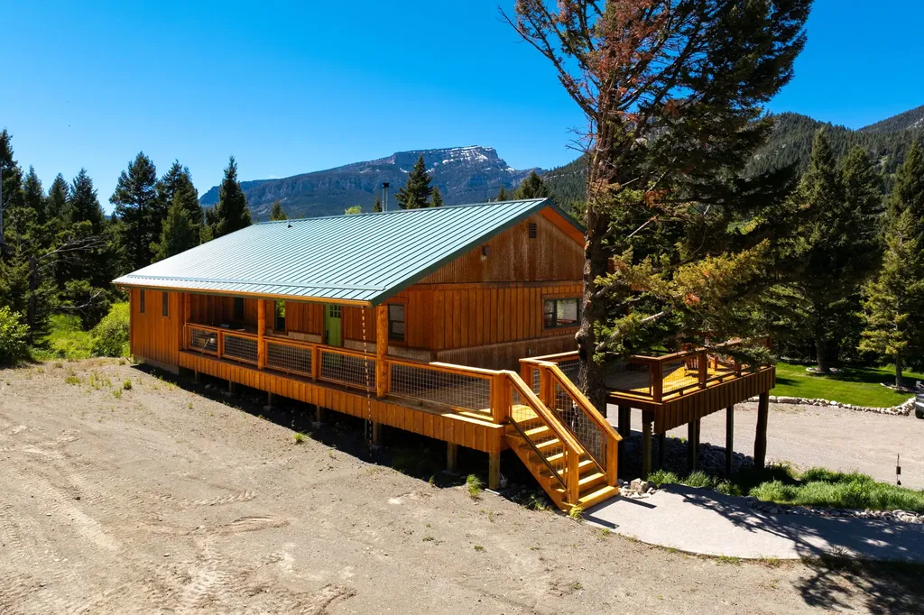 4509 Dearborn Canyon Road Augusta MT 59410